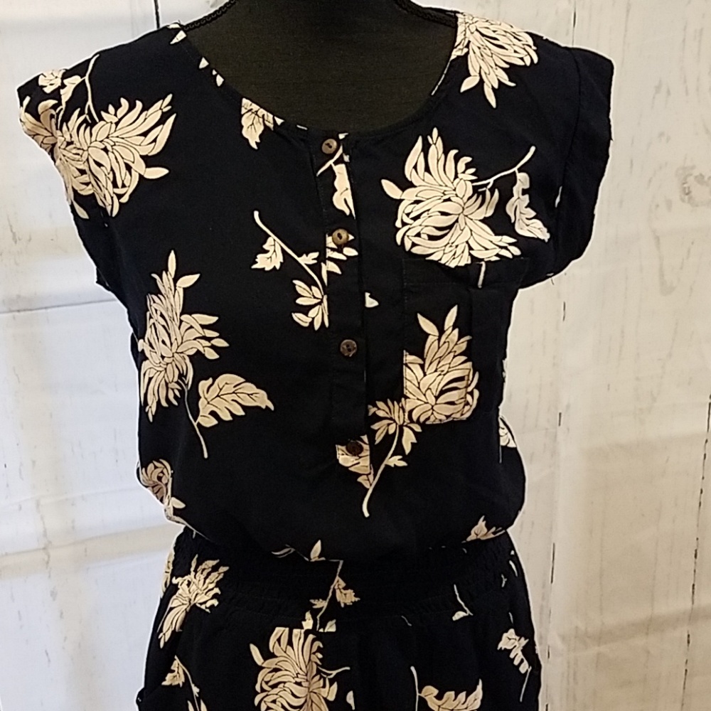 Mango Suit romper Sz M - Picture 2 of 6